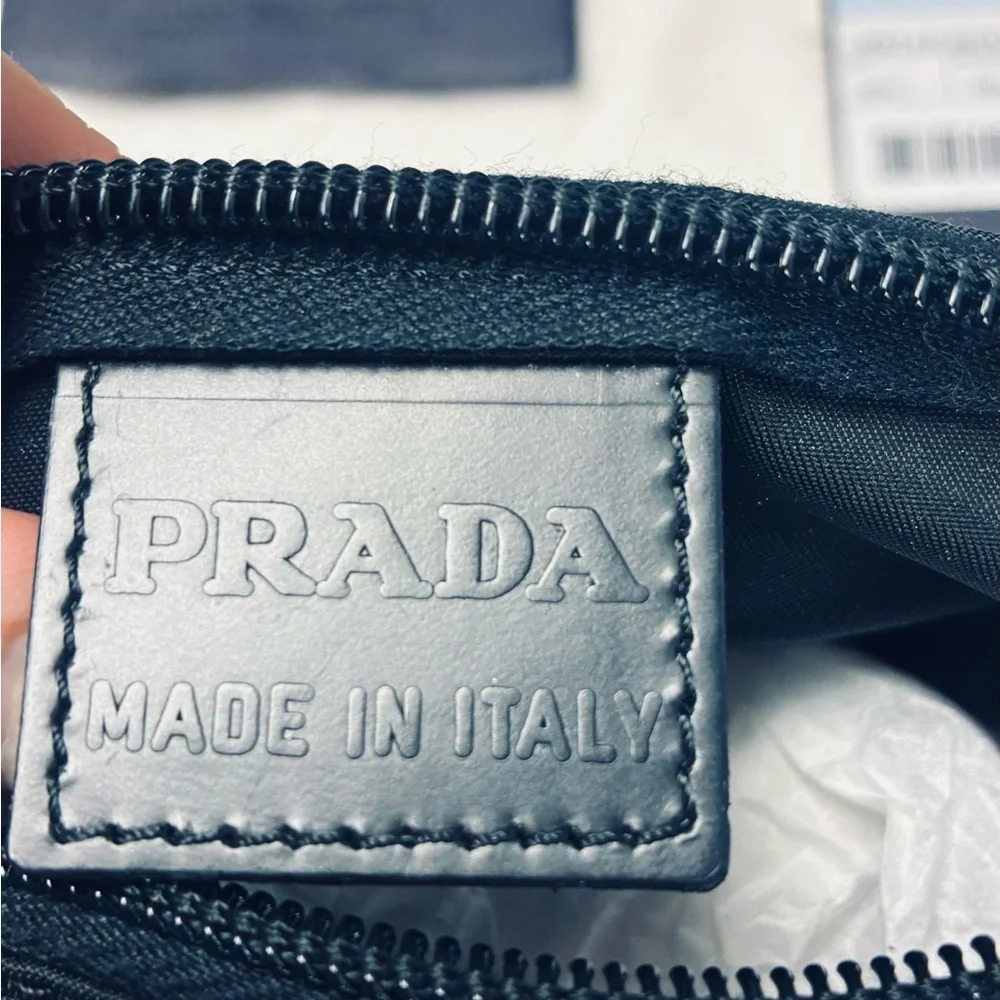 Authentic Prada 3pc Vintage Vela Pouch Set w Cards and Dustbag - Picture 3 of 15